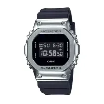 ساعت مچی مردانه کاسیو GM-5600-1DR